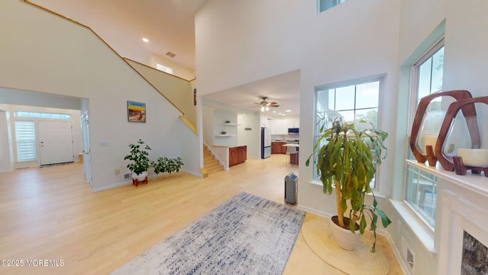 Interior, Recessed Lighting, Wood Texture Flooring