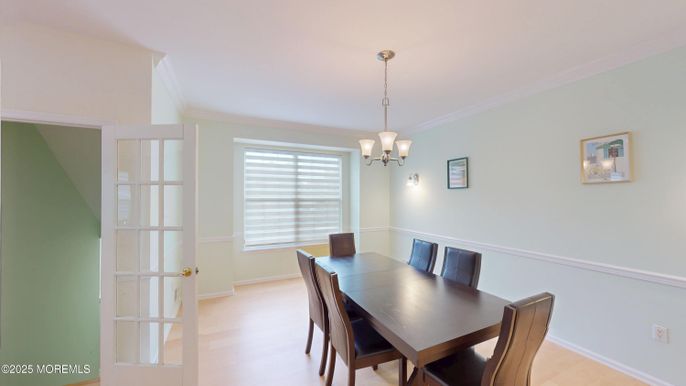 Chandelier, Dining room, Interior, Pendant Lights, Wood Texture Flooring
