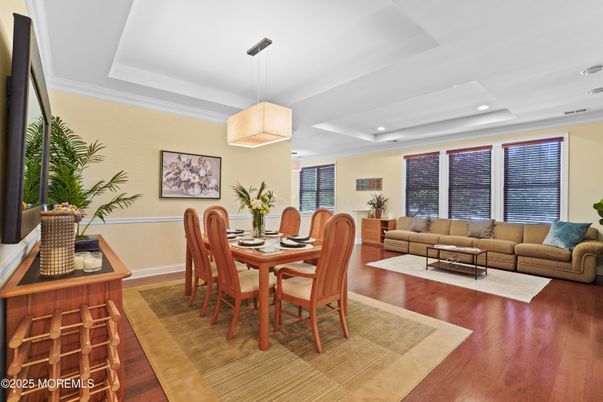 Dining room, Interior, Living room, Pendant Lights, Recessed Lighting, Wood Texture Flooring
