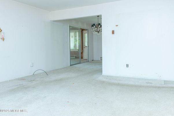 Chandelier, Empty room, Interior