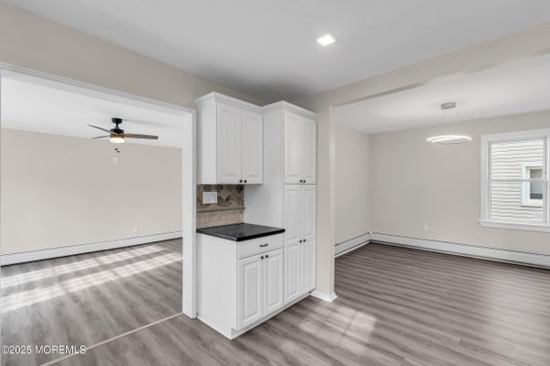 Empty room, Interior, Pendant Lights, Recessed Lighting, Wood Texture Flooring