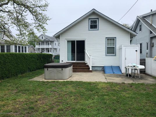 Backyard, Exterior, Hot Tub