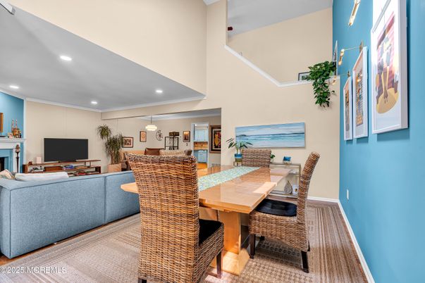 Dining room, Interior, Living room, Pendant Lights, Recessed Lighting