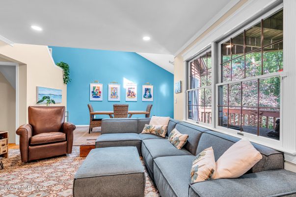 Dining room, Interior, Living room, Recessed Lighting