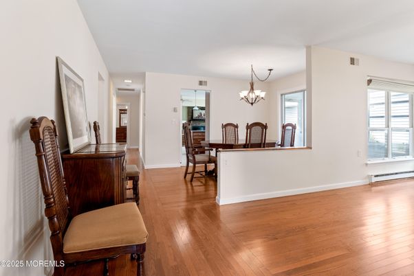 Chandelier, Dining room, Interior, Recessed Lighting, Wood Texture Flooring