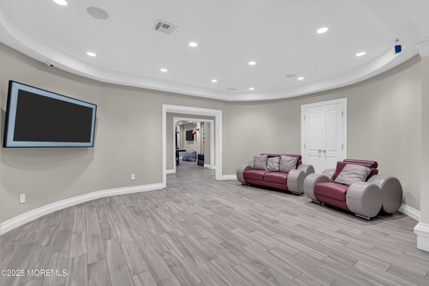 Interior, Recessed Lighting, Wood Texture Flooring