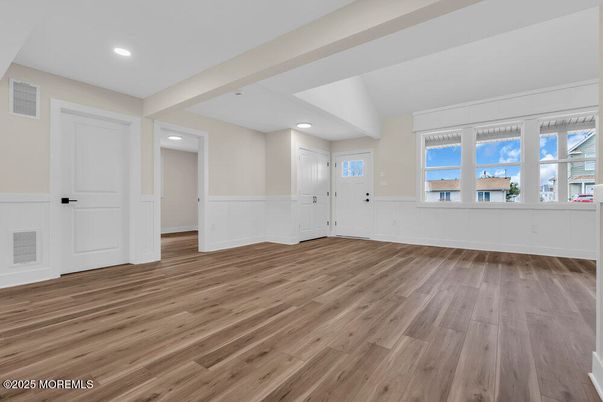 Empty room, Interior, Recessed Lighting, Wood Texture Flooring