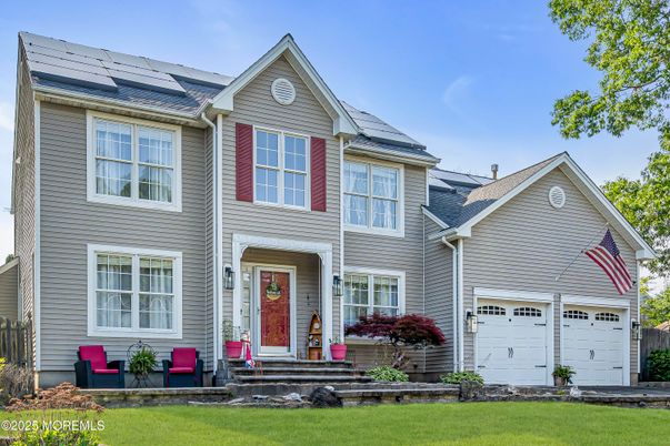 Attached, Exterior, Facade, Solar Panels, Queen Anne Victorian