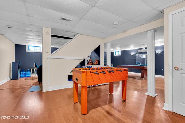 Game Room, Interior, Wood Texture Flooring