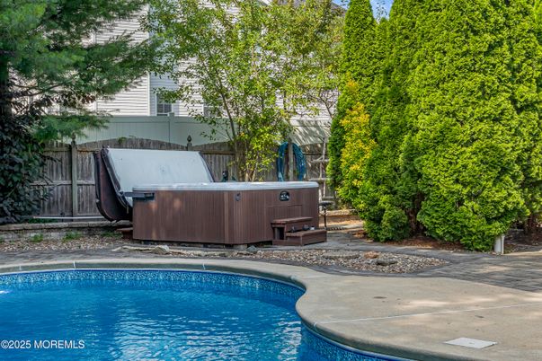 Exterior, Hot Tub, Pool