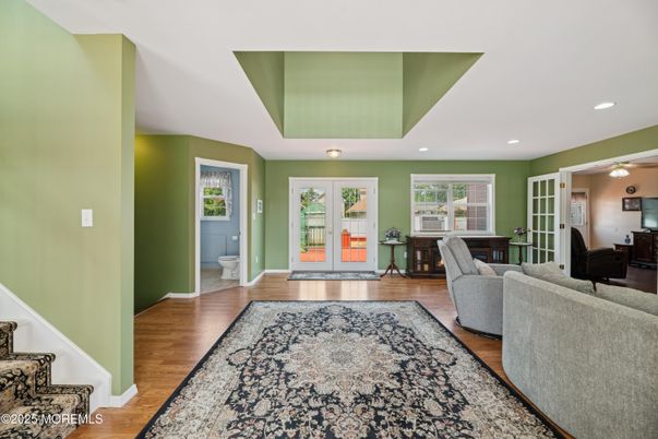Interior, Living room, Recessed Lighting, Wood Texture Flooring