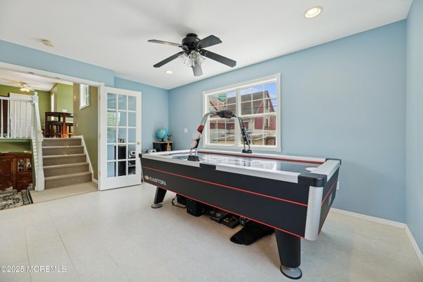 Billiard Table, Game Room, Interior, Recessed Lighting
