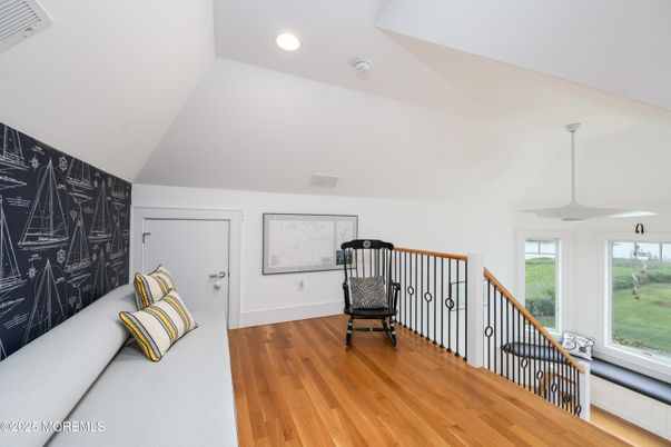Interior, Pendant Lights, Recessed Lighting, Wood Texture Flooring