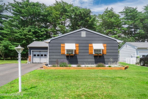 Attached, Detached Garage, Exterior, Facade, Ranch
