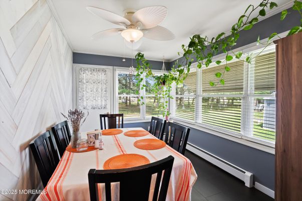 Dining room, Interior