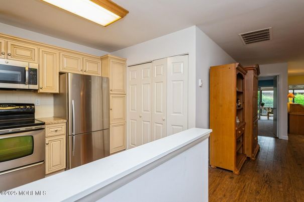 Interior, Kitchen, Stainless Steel Appliances, Wood Texture Flooring