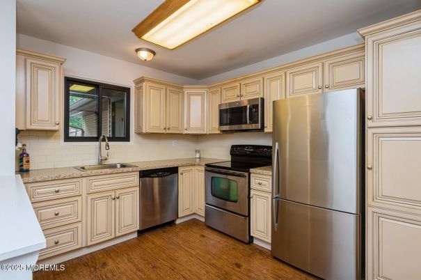 Interior, Kitchen, Stainless Steel Appliances, Wood Texture Flooring