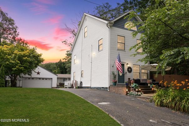Backyard, Detached Garage, Exterior