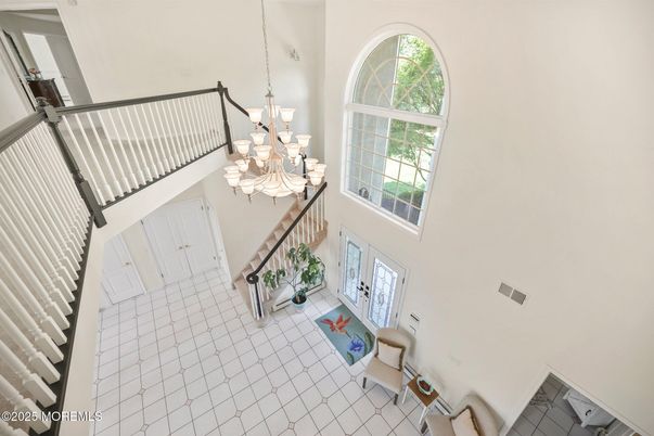 Chandelier, Interior