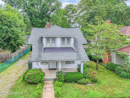 Backyard, Exterior, Facade, Cape Cod