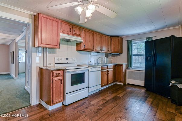 Interior, Kitchen, Wood Texture Flooring