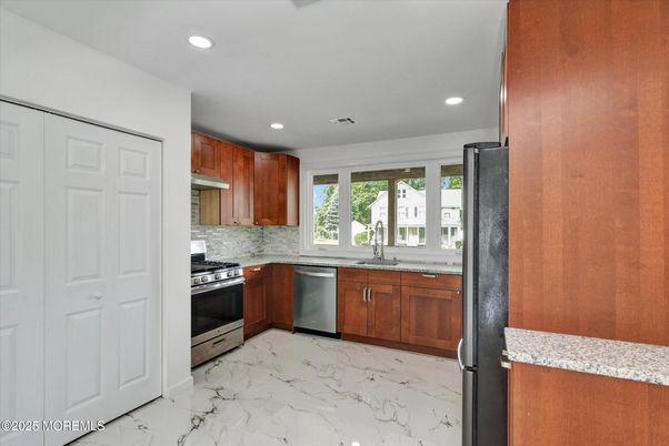Interior, Kitchen, Marble, Recessed Lighting, Stainless Steel Appliances