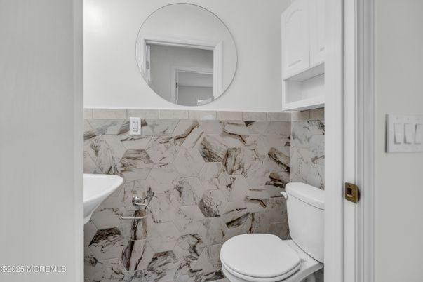 Bathroom, Interior, Marble Walls