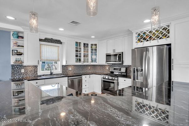 Interior, Kitchen, Pendant Lights, Recessed Lighting, Stainless Steel Appliances