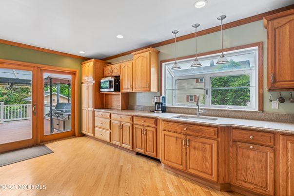 Interior, Kitchen, Pendant Lights, Recessed Lighting, Wood Texture Flooring
