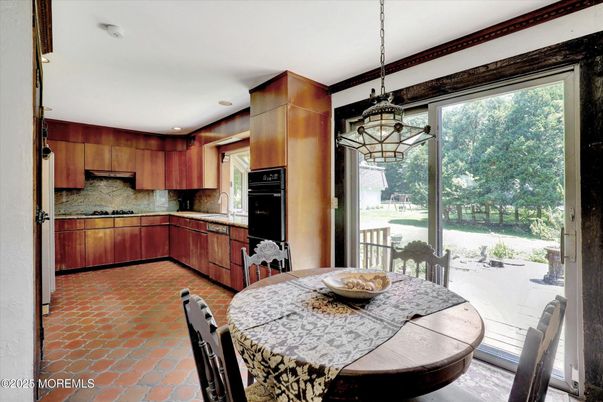 Dining room, Interior, Kitchen, Pendant Lights, Recessed Lighting
