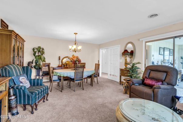 Chandelier, Dining room, Interior, Living room