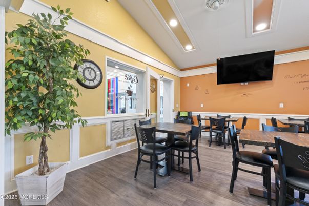 Dining room, Interior, Recessed Lighting, Wood Texture Flooring