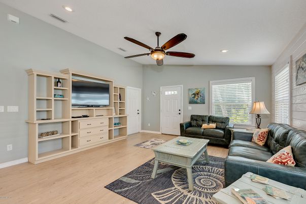 Interior, Living room, Recessed Lighting, Wood Texture Flooring
