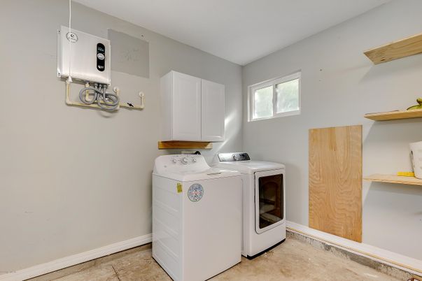 Interior, Washer