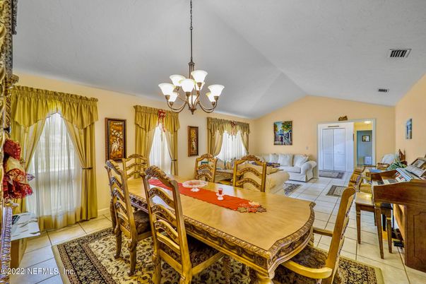 Chandelier, Dining room, Interior, Living room