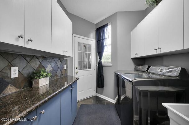 Interior, Washer