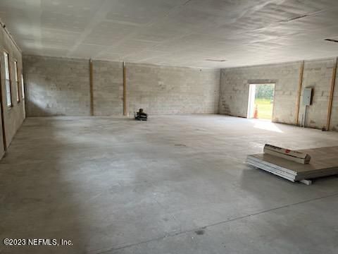 Garage, Interior, Stone Walls
