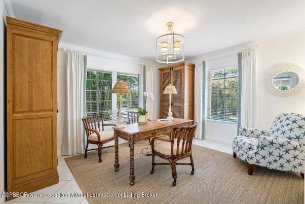 Dining room, Interior