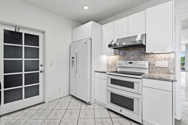 Interior, Kitchen, Marble, Recessed Lighting, Stainless Steel Appliances