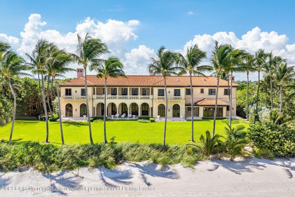 Backyard, Exterior, Facade, Mediterranean