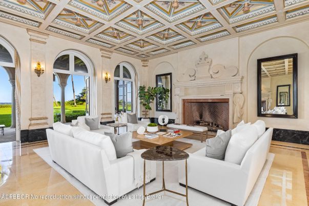 Fireplace, Interior, Living room