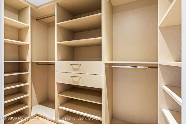 Interior, Walk-in Closets