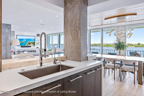 Interior, Kitchen, Pendant Lights, Recessed Lighting, Water