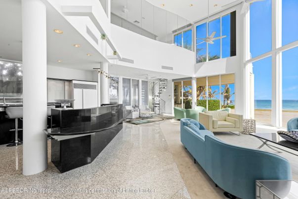 Interior, Kitchen, Living room, Pendant Lights, Recessed Lighting, Water