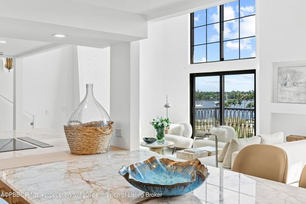 Dining room, Interior, Living room, Recessed Lighting, Water