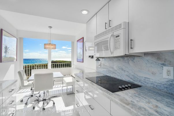 Interior, Kitchen, Pendant Lights, Recessed Lighting, Water