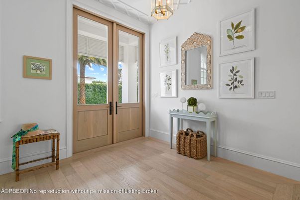 Interior, Pendant Lights, Wood Texture Flooring