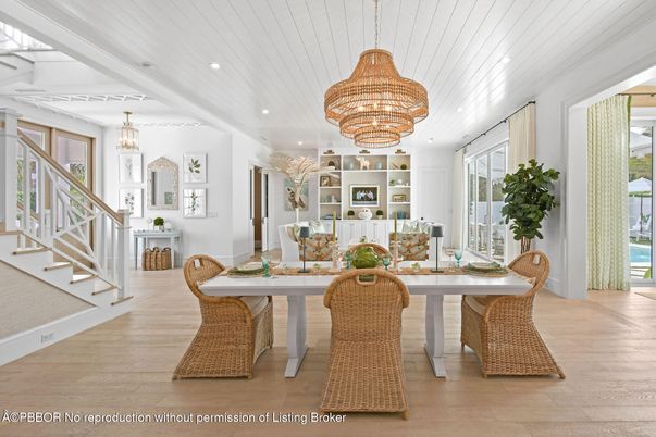 Chandelier, Dining room, Interior, Recessed Lighting, Wood Texture Flooring