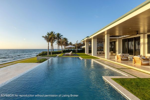 Exterior, Lake, Pool