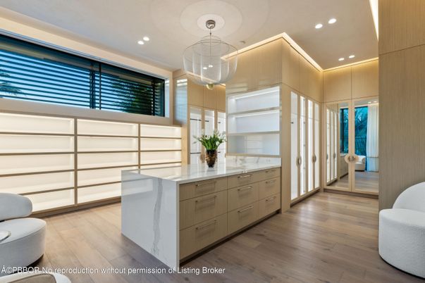 Chandelier, Interior, Recessed Lighting, Wood Texture Flooring